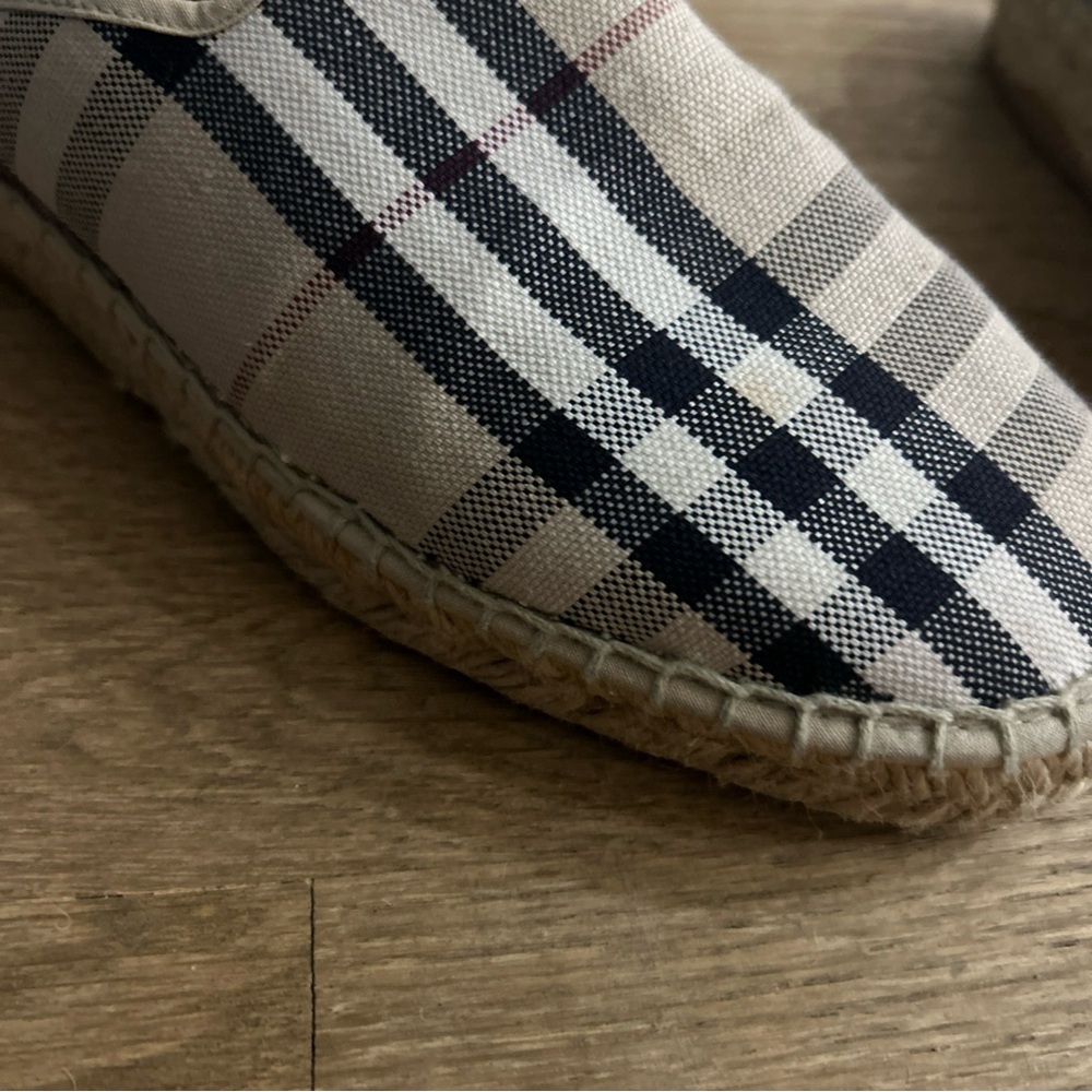 Burberry Classic Plaid women’s Checkered Espadrilles sz EU 39/ US 7 (runs small) - Picture 4 of 6